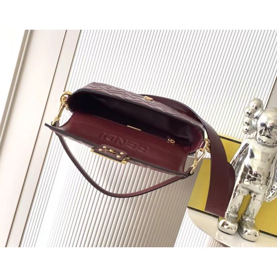 FENDI Baguette