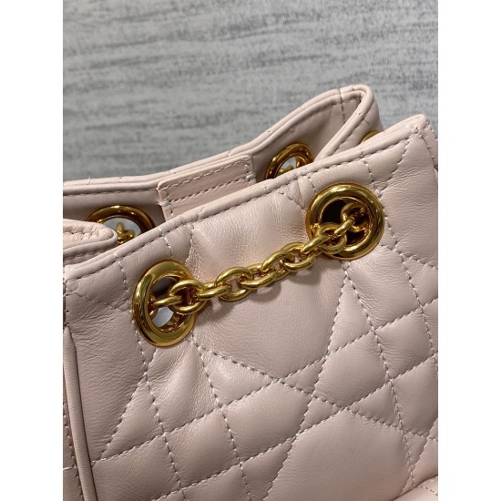 Dior Caro