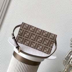 FENDI Baguette