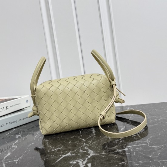 Bottega Veneta Loop