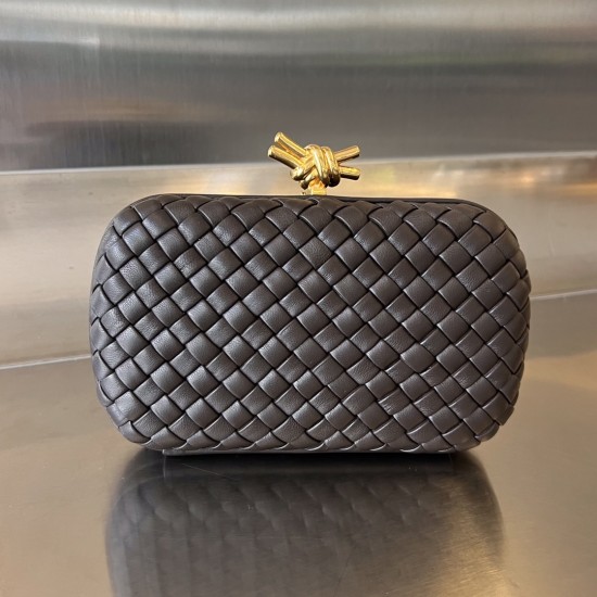 Bottega Veneta More