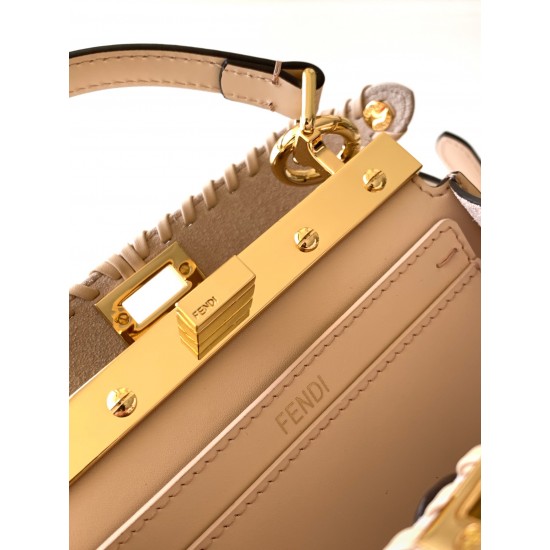 FENDI Peekaboo
