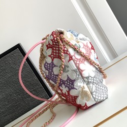 CHANEL 22 Bag