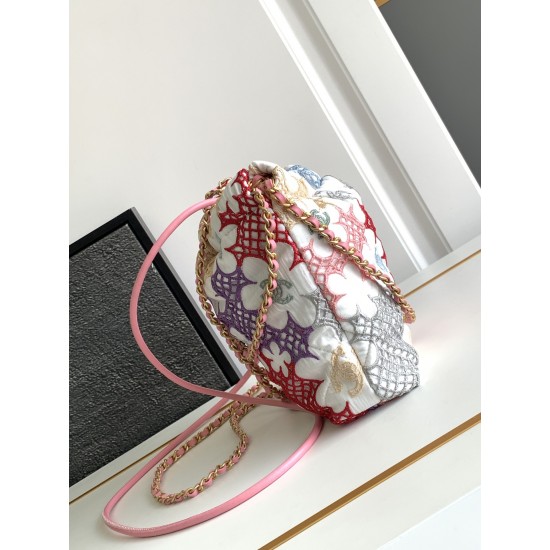 CHANEL 22 Bag