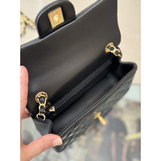 CHANEL FLAP BAG