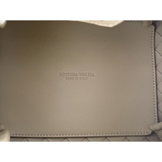 Bottega Veneta Parachute