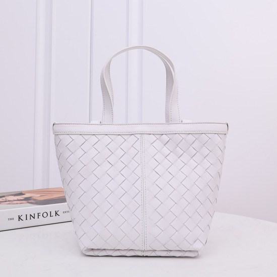 Bottega Veneta Tote