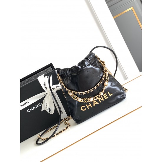 CHANEL 22 Bag