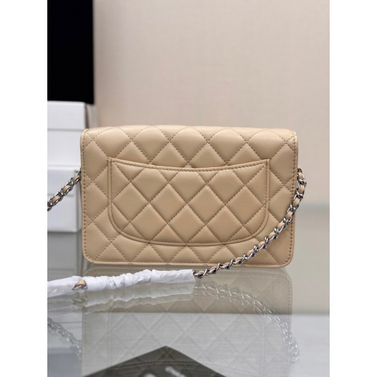 CHANEL WOC