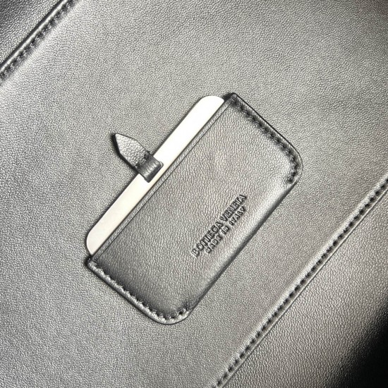 Bottega Veneta Tote