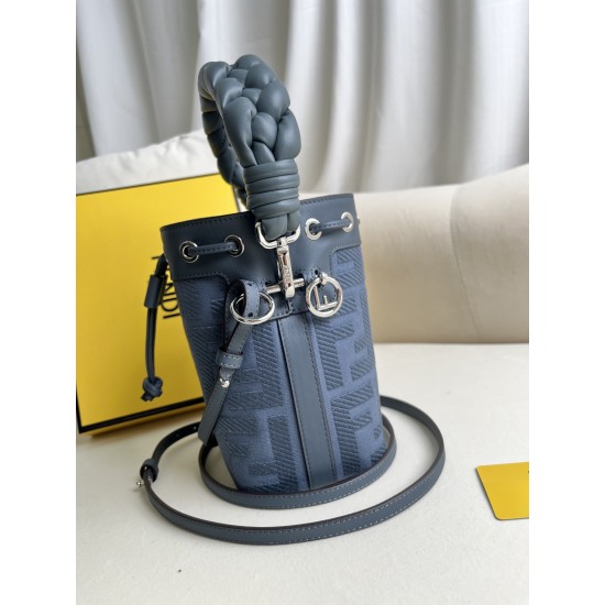FENDI Bucket Bags