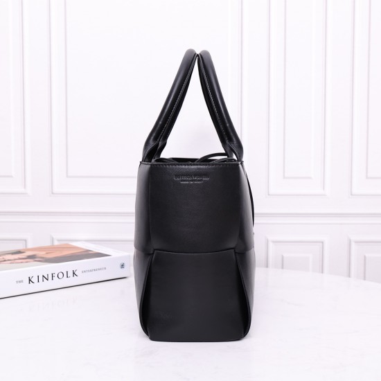 Bottega Veneta Tote