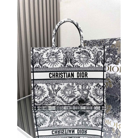Dior Book Tote