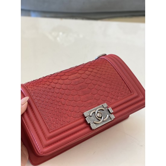CHANEL BOY BAG