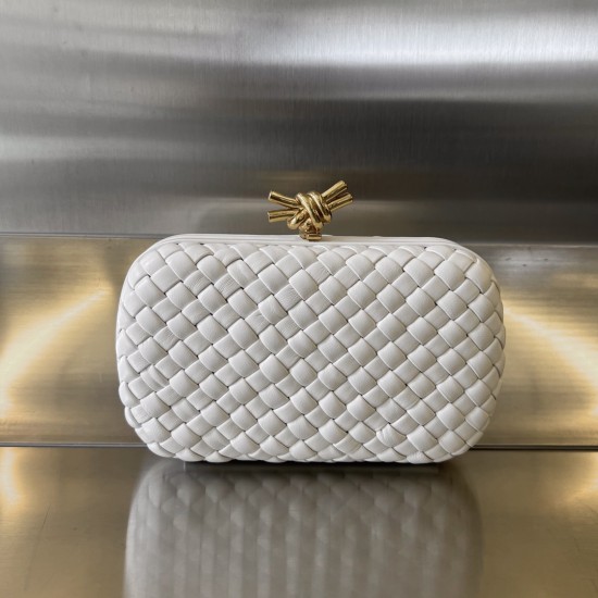 Bottega Veneta More