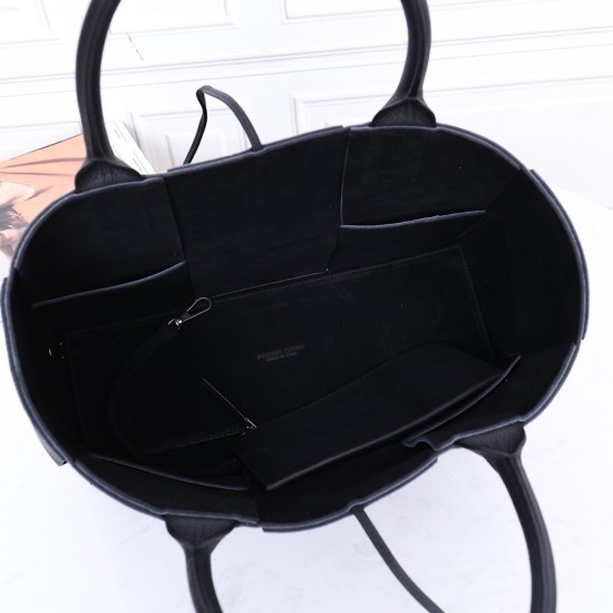 Bottega Veneta Tote
