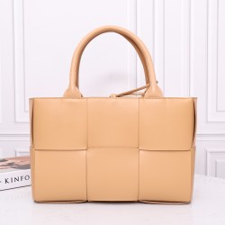 Bottega Veneta Tote