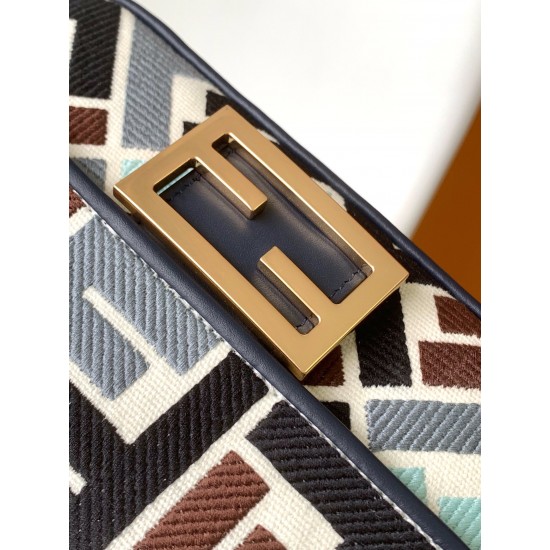 FENDI Baguette