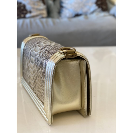 CHANEL BOY BAG