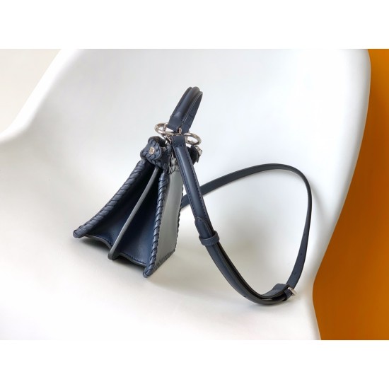 FENDI Peekaboo