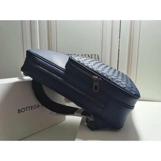 Bottega Veneta More