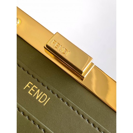 FENDI Peekaboo