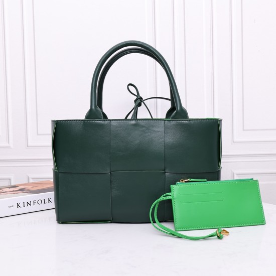 Bottega Veneta Tote