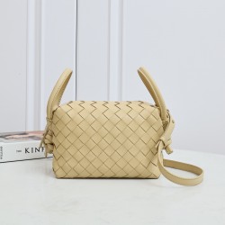 Bottega Veneta Loop