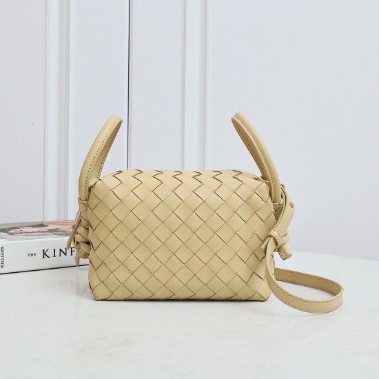 Bottega Veneta Loop
