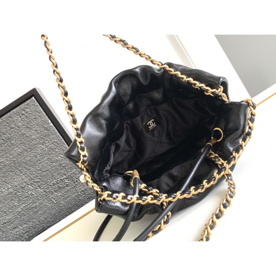 CHANEL 22 Bag