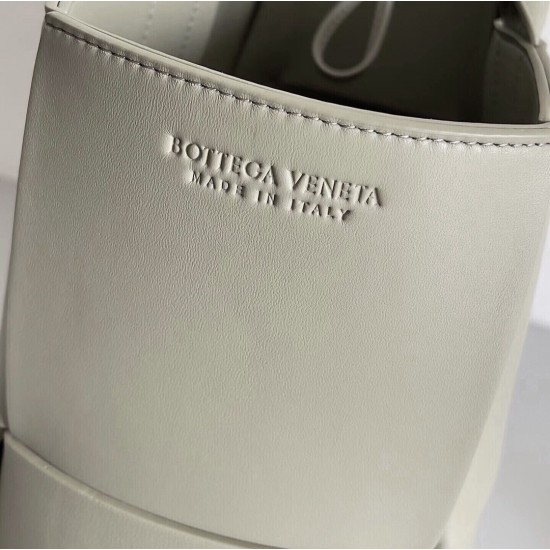 Bottega Veneta Tote