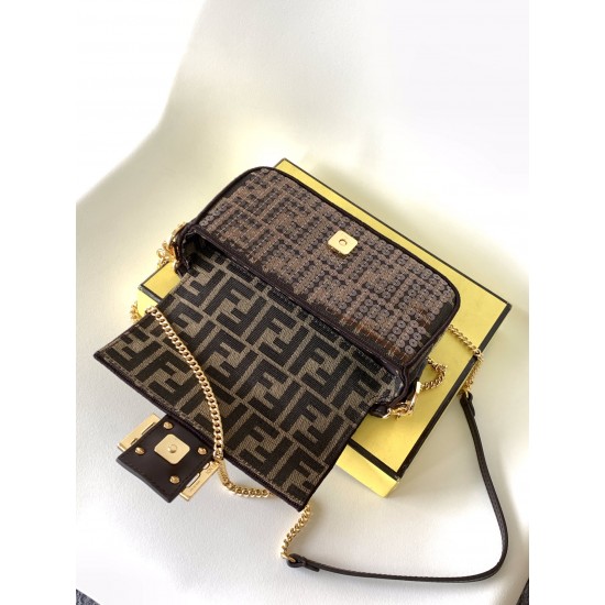 FENDI Baguette