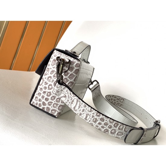 FENDI Baguette