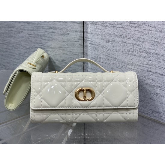 Dior Caro