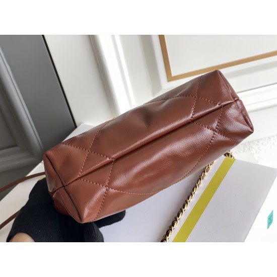CHANEL 22 Bag