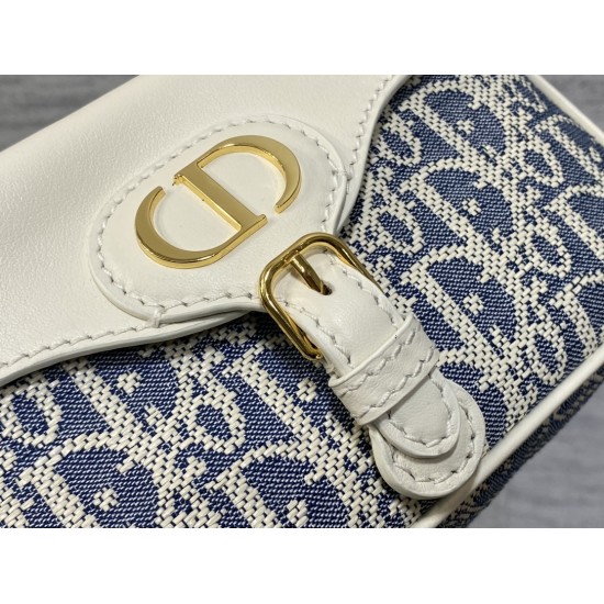 Dior Montaigne