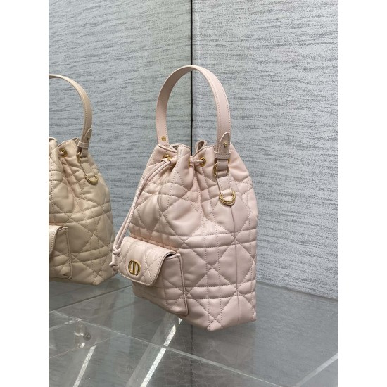 Dior Caro