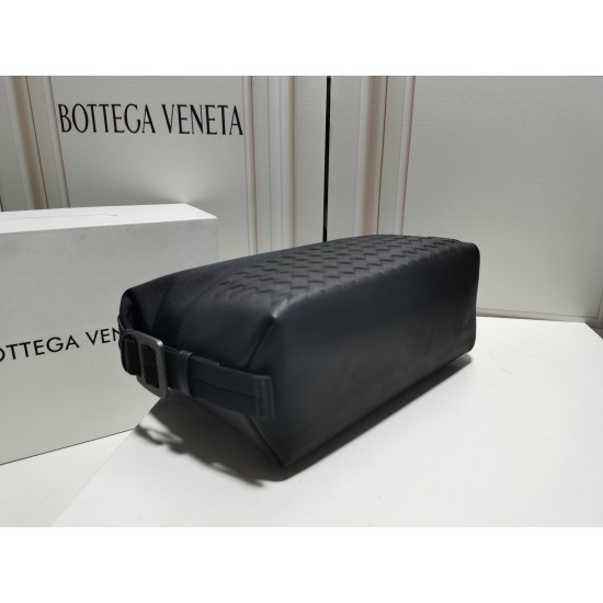 Bottega Veneta More