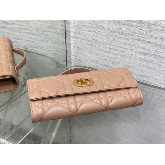 Dior Caro