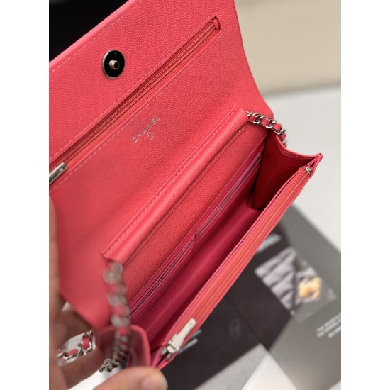 CHANEL WOC