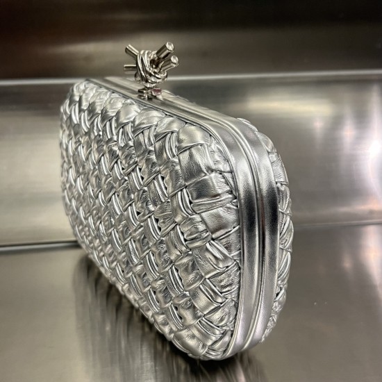 Bottega Veneta More