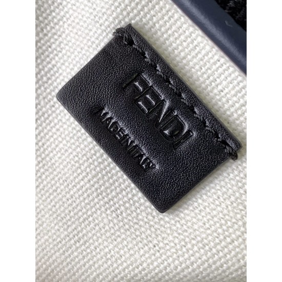 FENDI Baguette