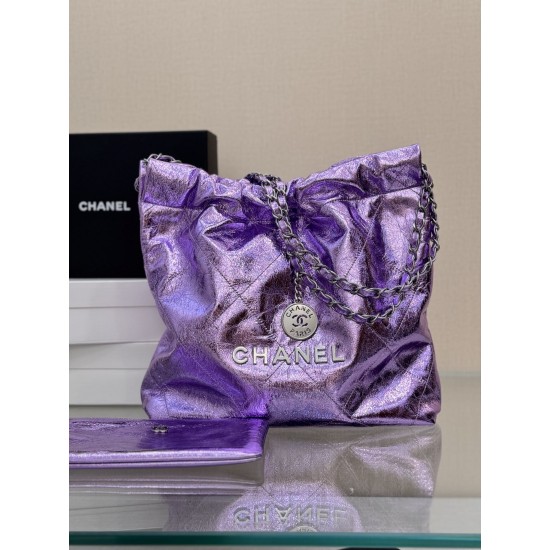 CHANEL 22 Bag