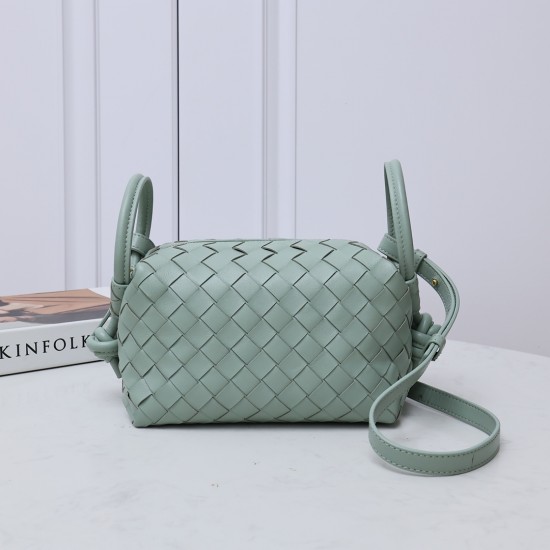 Bottega Veneta Loop