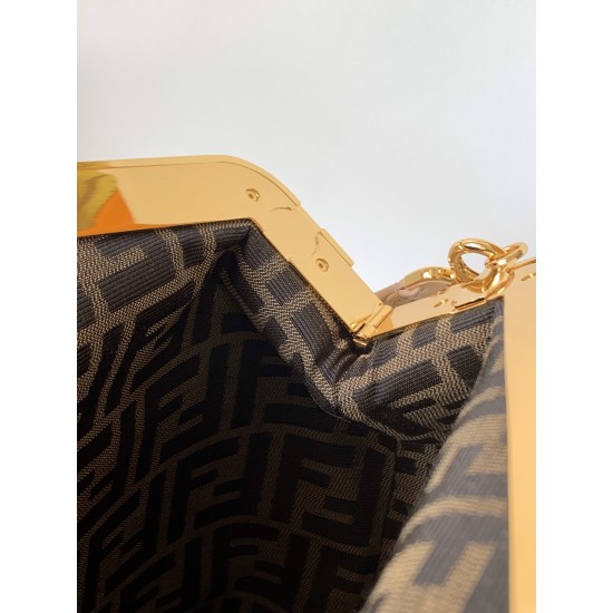 FENDI Fendi First