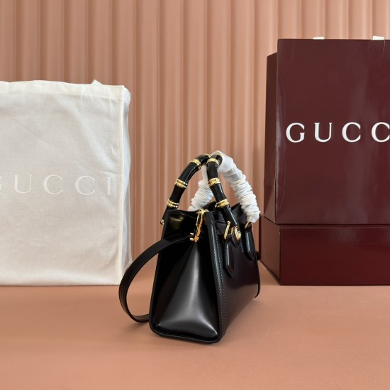 Gucci Diana