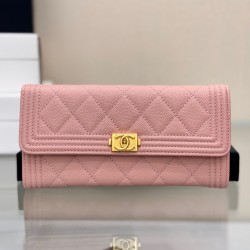 CHANEL BOY BAG