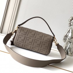 FENDI Baguette
