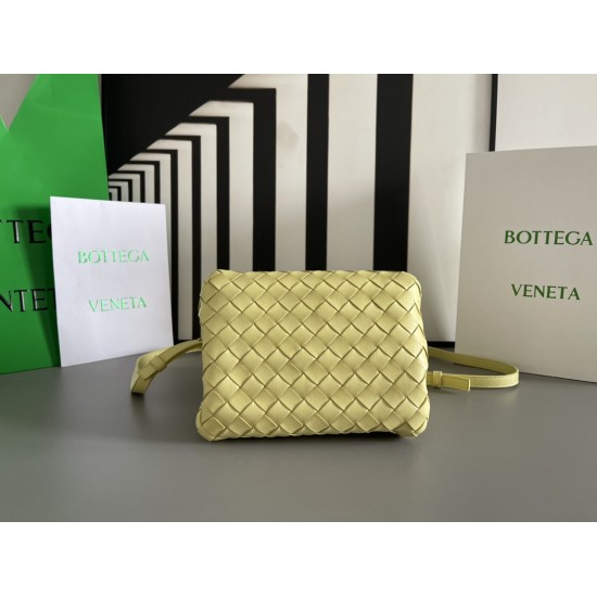Bottega Veneta Parachute