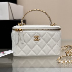 CHANEL WOC